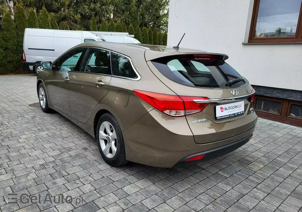 HYUNDAI I40 
