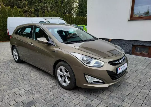 HYUNDAI I40 