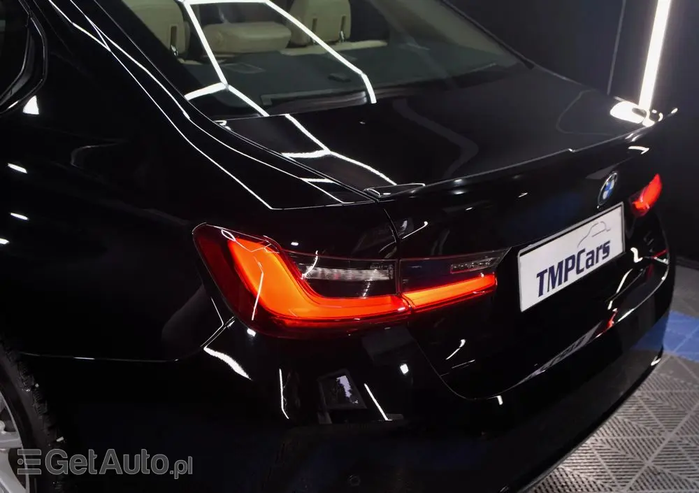 BMW Seria 3 318i M Sport