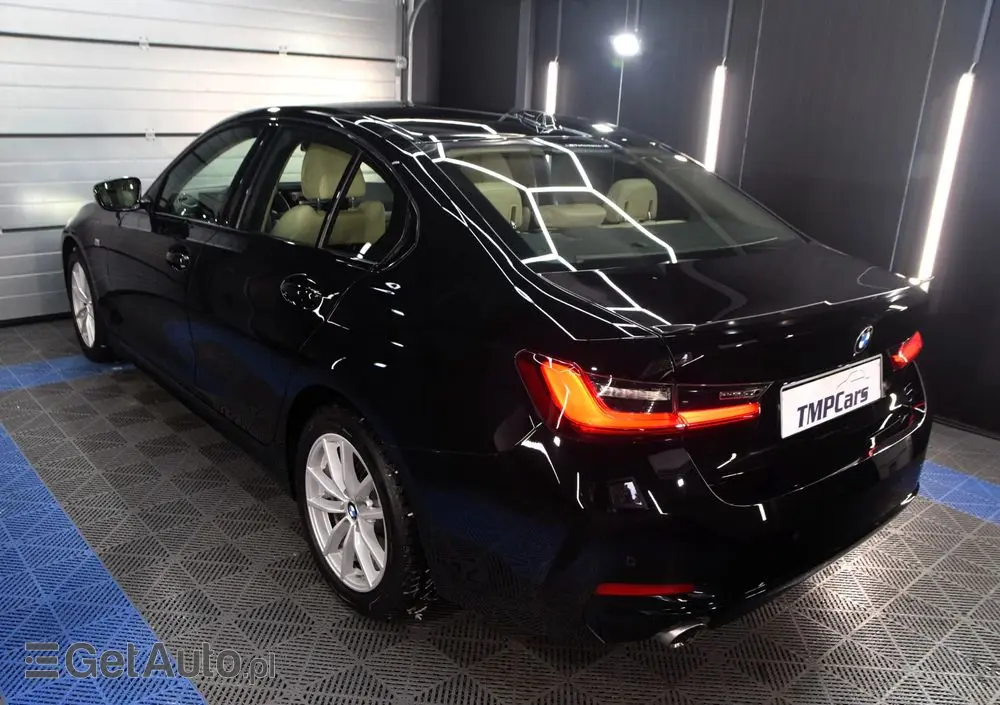 BMW Seria 3 318i M Sport