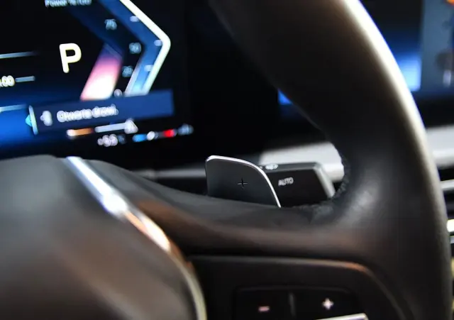 BMW Seria 3 318i M Sport