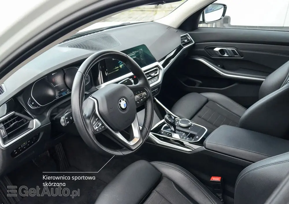 BMW Seria 3 330e Sport Line