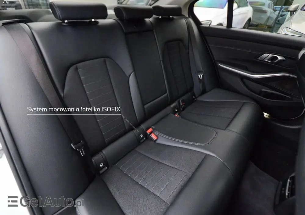 BMW Seria 3 330e Sport Line