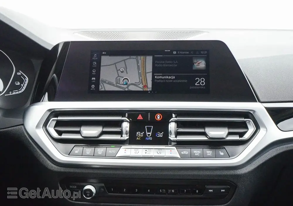 BMW Seria 3 330e Sport Line