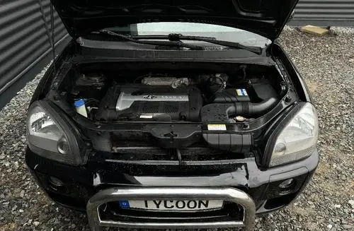HYUNDAI Tucson 