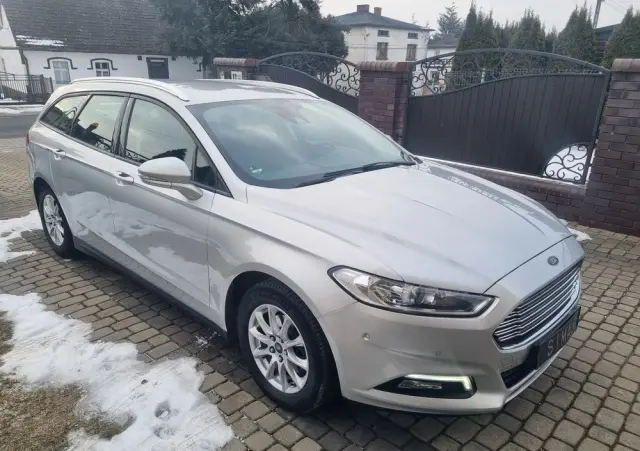 FORD Mondeo SW Ver-2-0-tdci-start--stopp-powershift--aut-business-edition