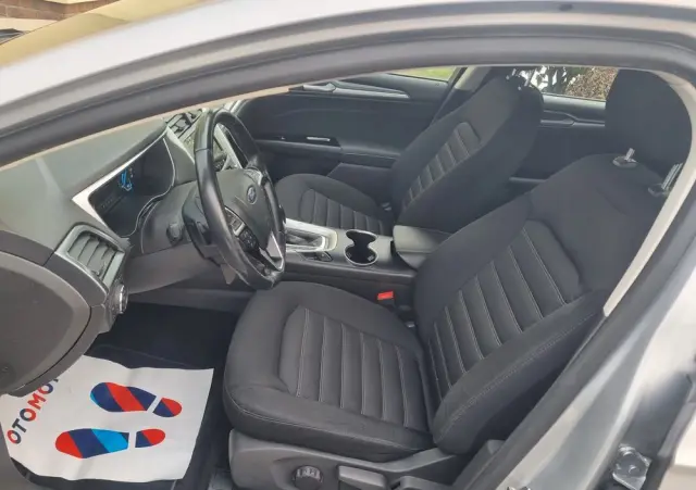 FORD Mondeo SW Ver-2-0-tdci-start--stopp-powershift--aut-business-edition