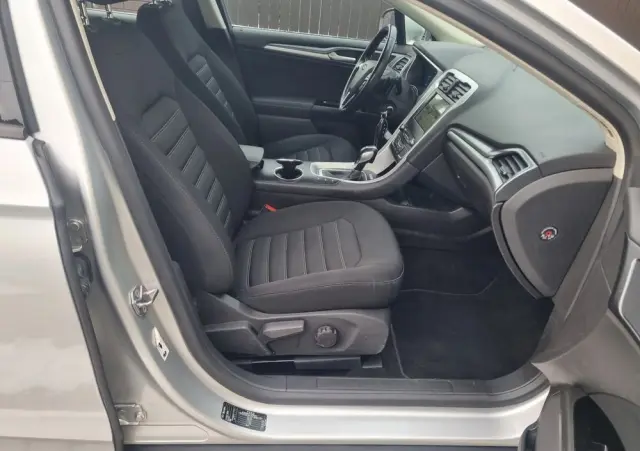 FORD Mondeo SW Ver-2-0-tdci-start--stopp-powershift--aut-business-edition