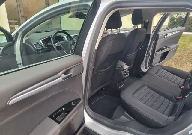 FORD Mondeo SW Ver-2-0-tdci-start--stopp-powershift--aut-business-edition