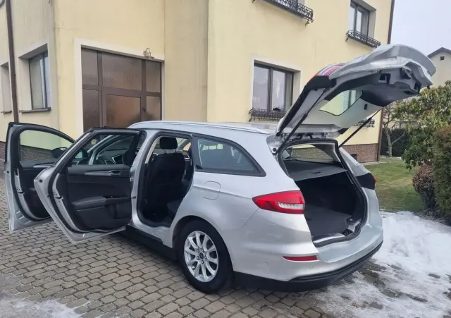 FORD Mondeo SW Ver-2-0-tdci-start--stopp-powershift--aut-business-edition