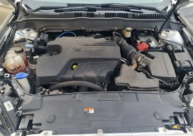 FORD Mondeo SW Ver-2-0-tdci-start--stopp-powershift--aut-business-edition