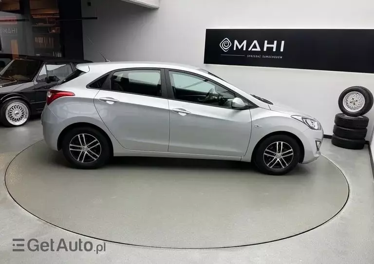 HYUNDAI I30 1.4 Fifa World Cup Edition