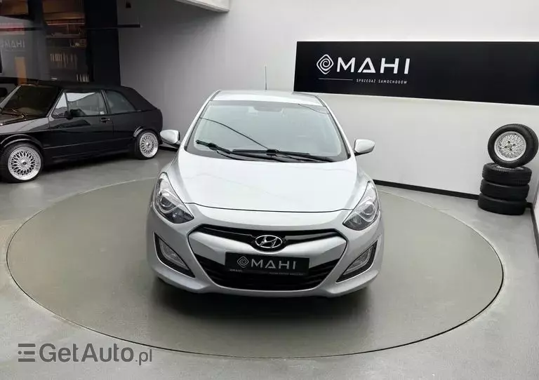 HYUNDAI I30 1.4 Fifa World Cup Edition