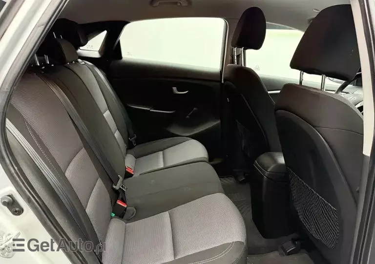 HYUNDAI I30 1.4 Fifa World Cup Edition