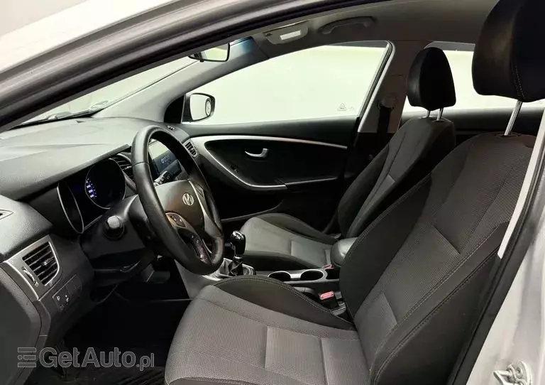 HYUNDAI I30 1.4 Fifa World Cup Edition