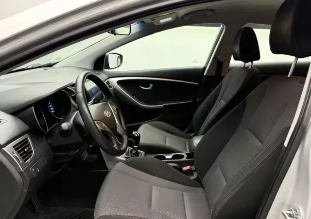 HYUNDAI I30 1.4 Fifa World Cup Edition