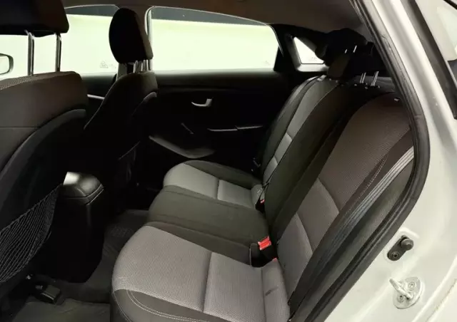 HYUNDAI I30 1.4 Fifa World Cup Edition