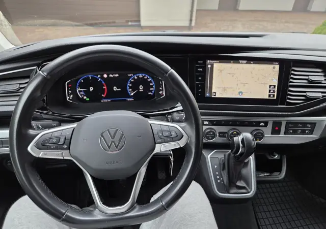 VOLKSWAGEN Multivan 2.0 BiTDI L1 Highline DSG