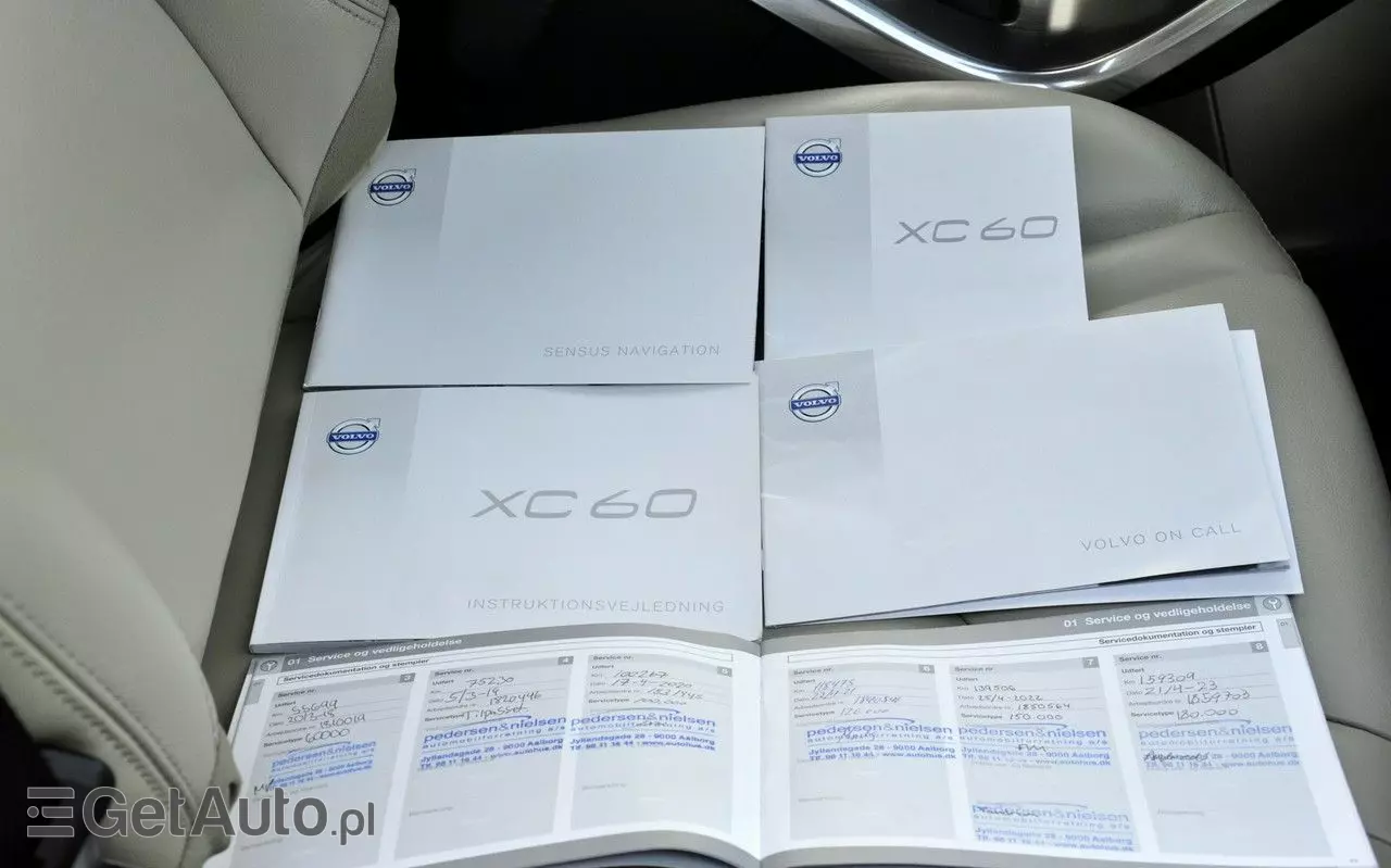 VOLVO XC 60 D4 Drive-E Momentum