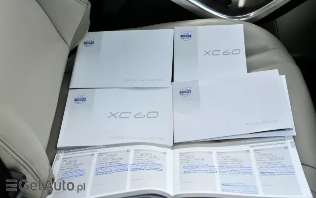 VOLVO XC 60 D4 Drive-E Momentum