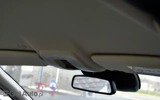 VOLVO XC 60 D4 Drive-E Momentum