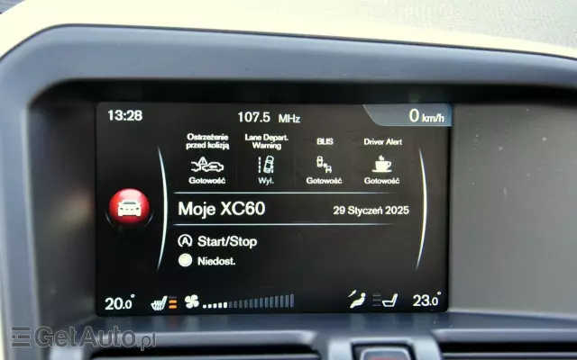 VOLVO XC 60 D4 Drive-E Momentum
