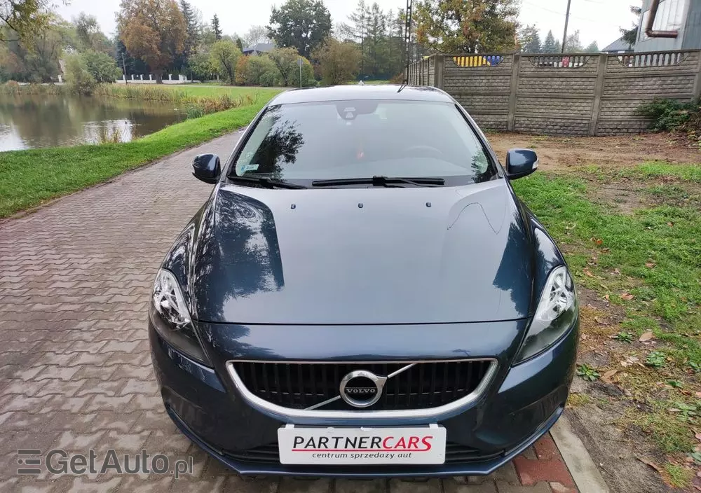 VOLVO V40 D3 Drive-E Momentum