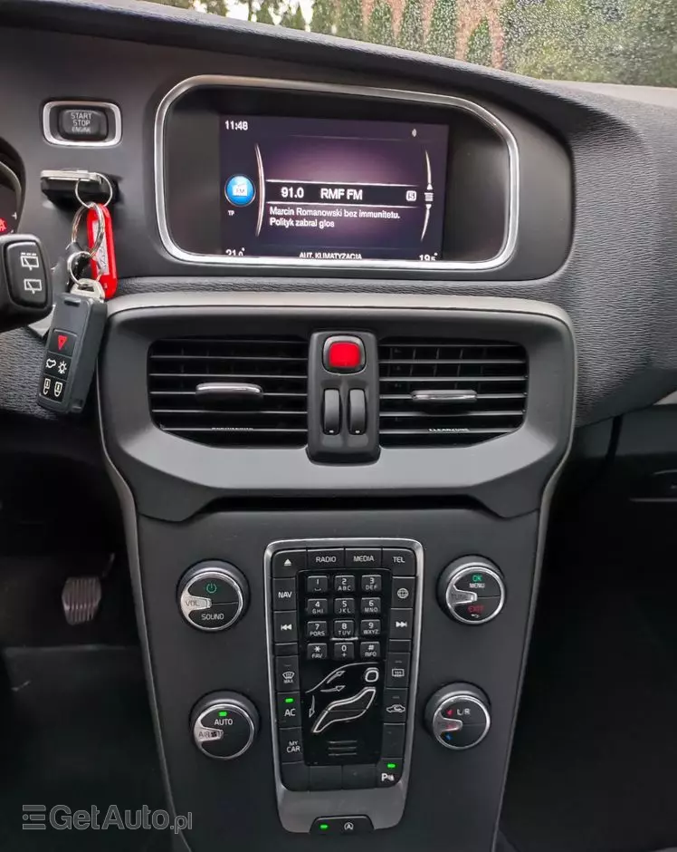 VOLVO V40 D3 Drive-E Momentum