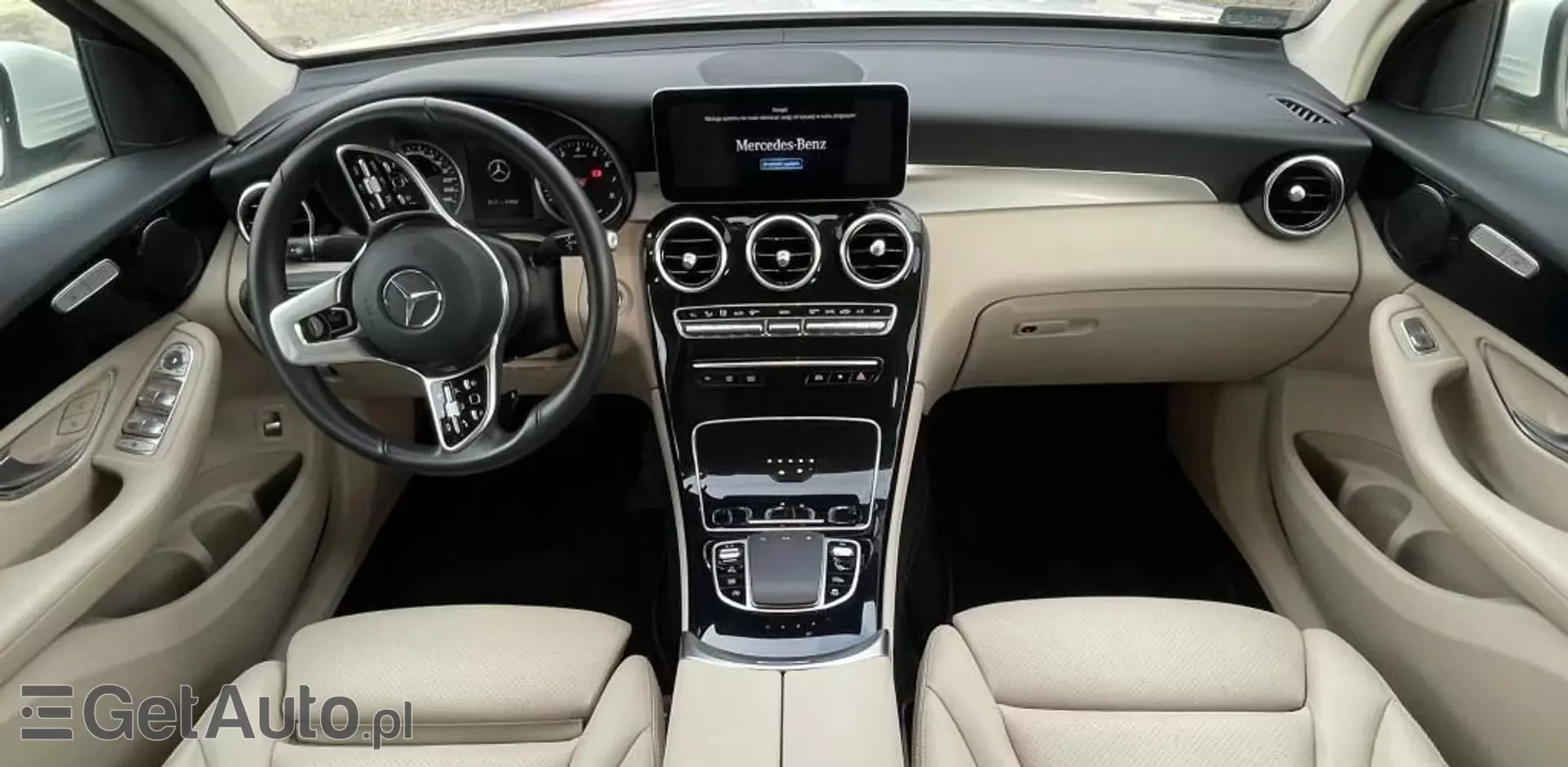 MERCEDES-BENZ GLC GLC 200 (197 KM) EQ Boost 4MATIC G-TRONIC