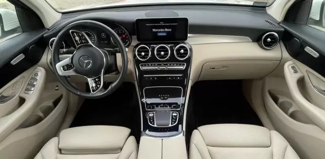 MERCEDES-BENZ GLC GLC 200 (197 KM) EQ Boost 4MATIC G-TRONIC