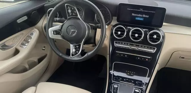 MERCEDES-BENZ GLC GLC 200 (197 KM) EQ Boost 4MATIC G-TRONIC