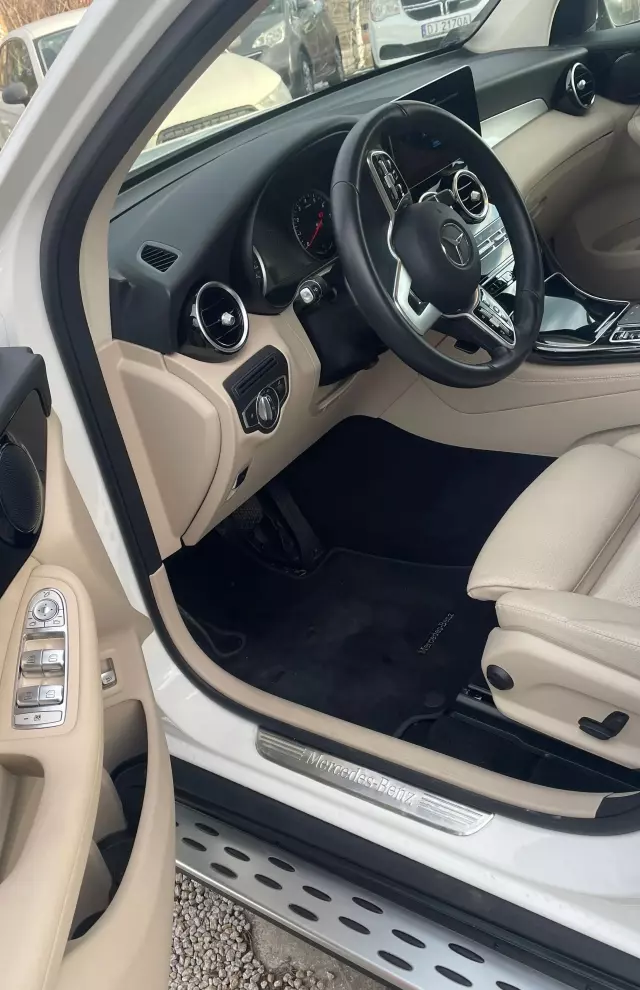 MERCEDES-BENZ GLC GLC 200 (197 KM) EQ Boost 4MATIC G-TRONIC