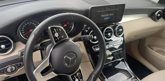 MERCEDES-BENZ GLC GLC 200 (197 KM) EQ Boost 4MATIC G-TRONIC