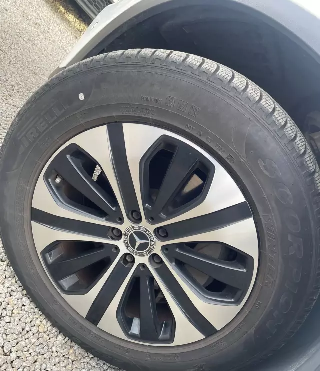 MERCEDES-BENZ GLC GLC 200 (197 KM) EQ Boost 4MATIC G-TRONIC