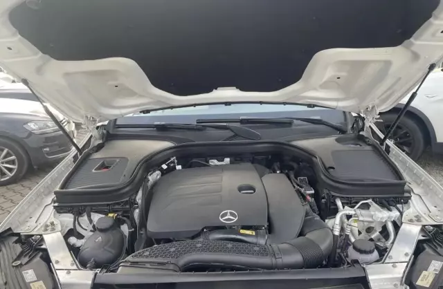 MERCEDES-BENZ GLC GLC 200 (197 KM) EQ Boost 4MATIC G-TRONIC