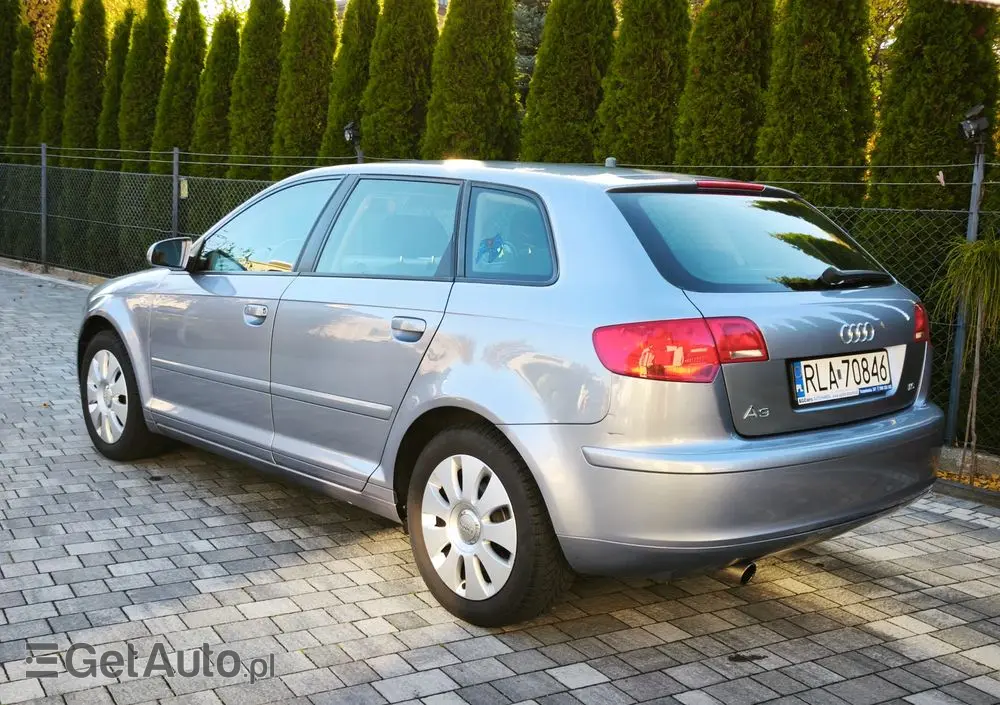 AUDI A3 Sportback 