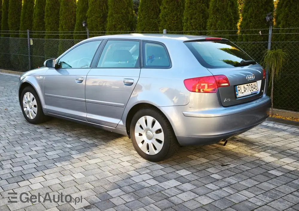 AUDI A3 Sportback 