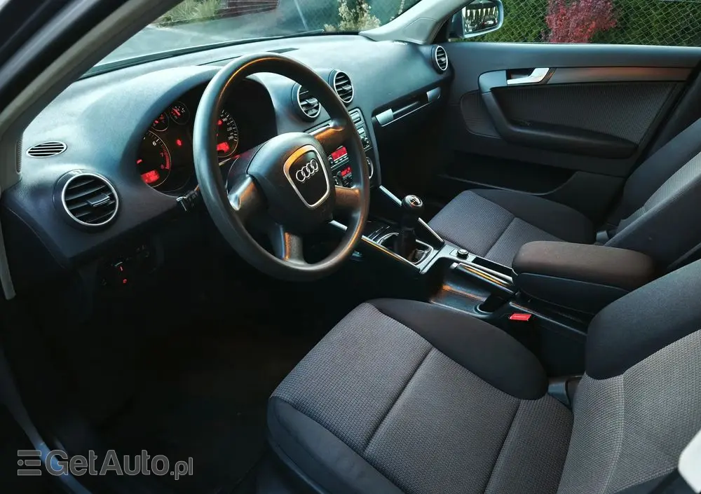 AUDI A3 Sportback 