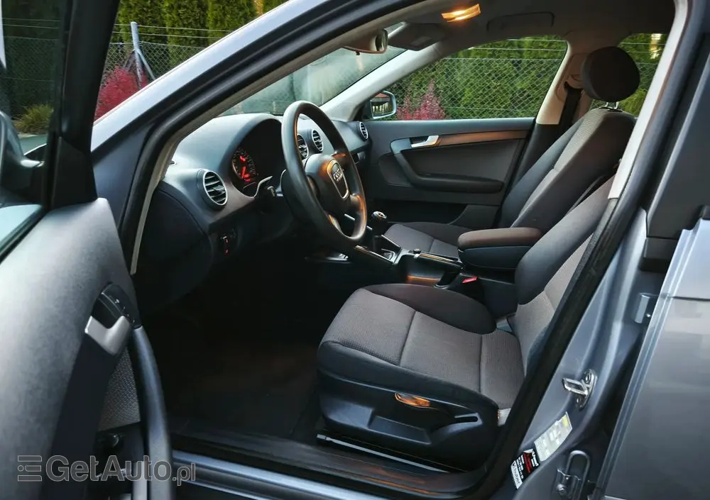 AUDI A3 Sportback 