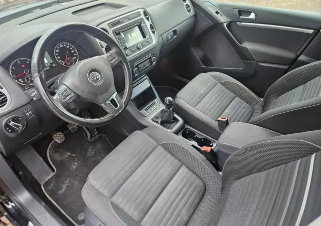 VOLKSWAGEN Tiguan 2.0 TDI DPF BlueMotion Technology Cup Sport & Style