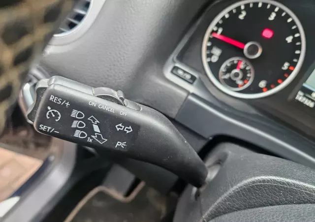 VOLKSWAGEN Tiguan 2.0 TDI DPF BlueMotion Technology Cup Sport & Style