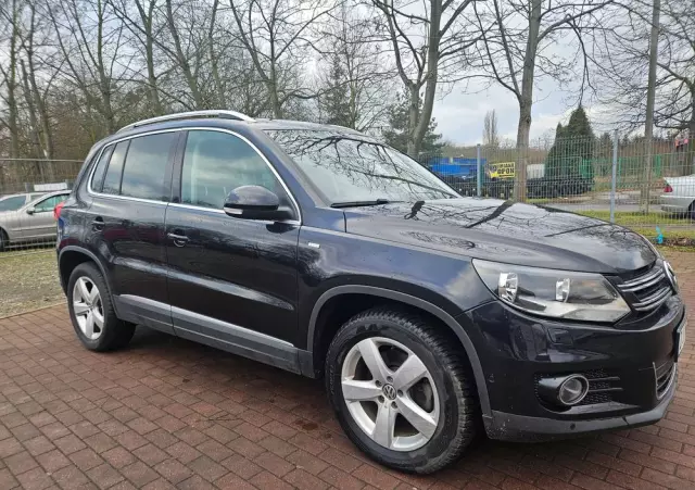 VOLKSWAGEN Tiguan 2.0 TDI DPF BlueMotion Technology Cup Sport & Style
