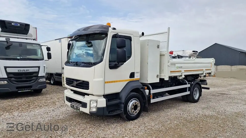VOLVO FL260  4x2 Kiper/ Wywrotka/ Klima/ Blokada /trzy osoby 