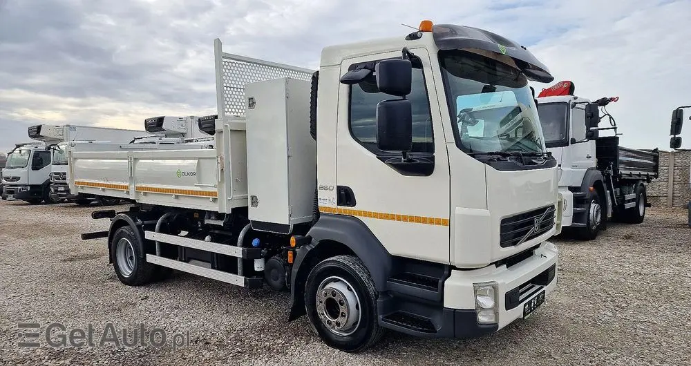 VOLVO FL260  4x2 Kiper/ Wywrotka/ Klima/ Blokada /trzy osoby 