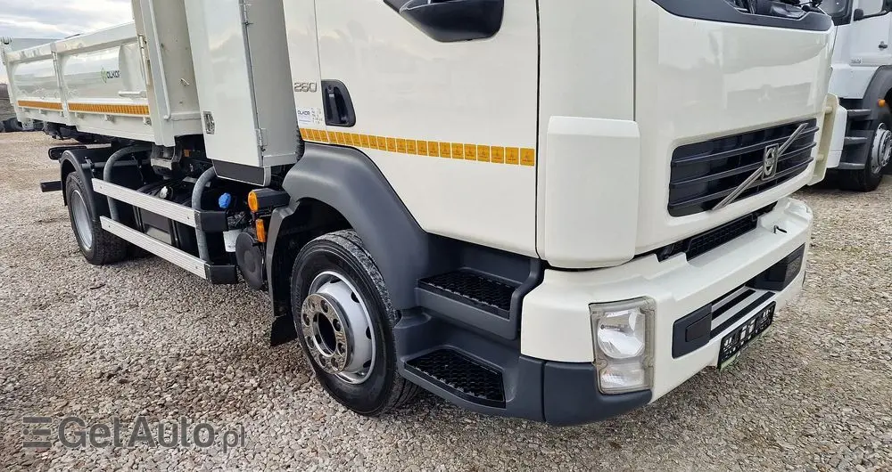 VOLVO FL260  4x2 Kiper/ Wywrotka/ Klima/ Blokada /trzy osoby 