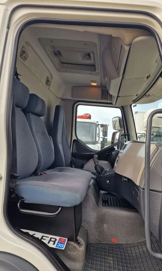 VOLVO FL260  4x2 Kiper/ Wywrotka/ Klima/ Blokada /trzy osoby 