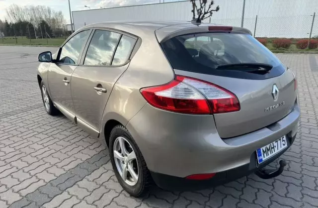 RENAULT Megane 