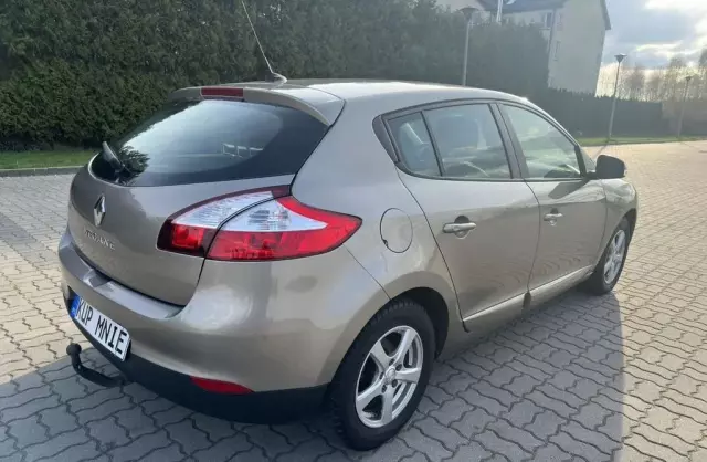 RENAULT Megane 