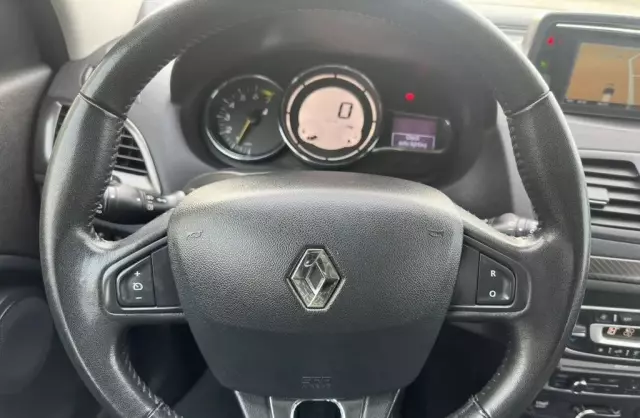 RENAULT Megane 