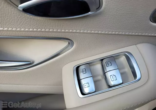MERCEDES-BENZ Klasa S 400 d 4-Matic L 9G-TRONIC